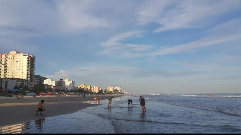 Apartamento Beira Mar Centro Da Cidade Wifi Gratis Mongaguá Exterior foto